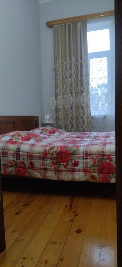 Guest House Bubu Koutaïssi Extérieur photo