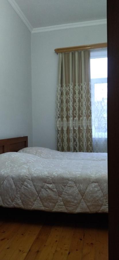 Guest House Bubu Koutaïssi Extérieur photo
