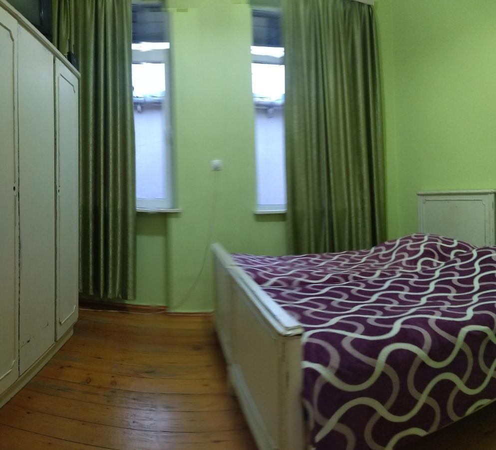 Guest House Bubu Koutaïssi Extérieur photo