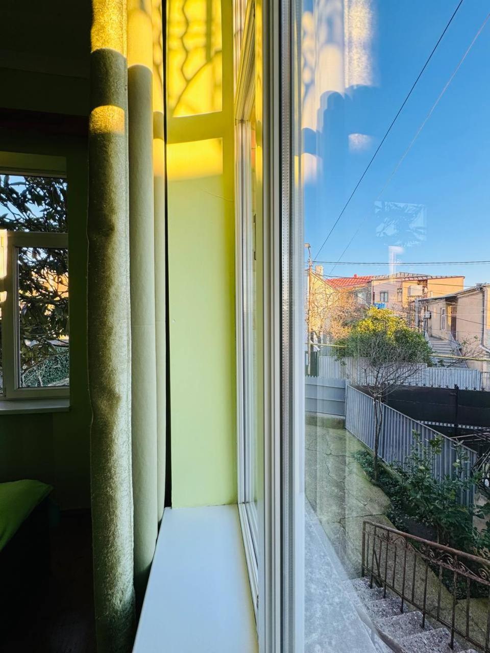 Guest House Bubu Koutaïssi Extérieur photo